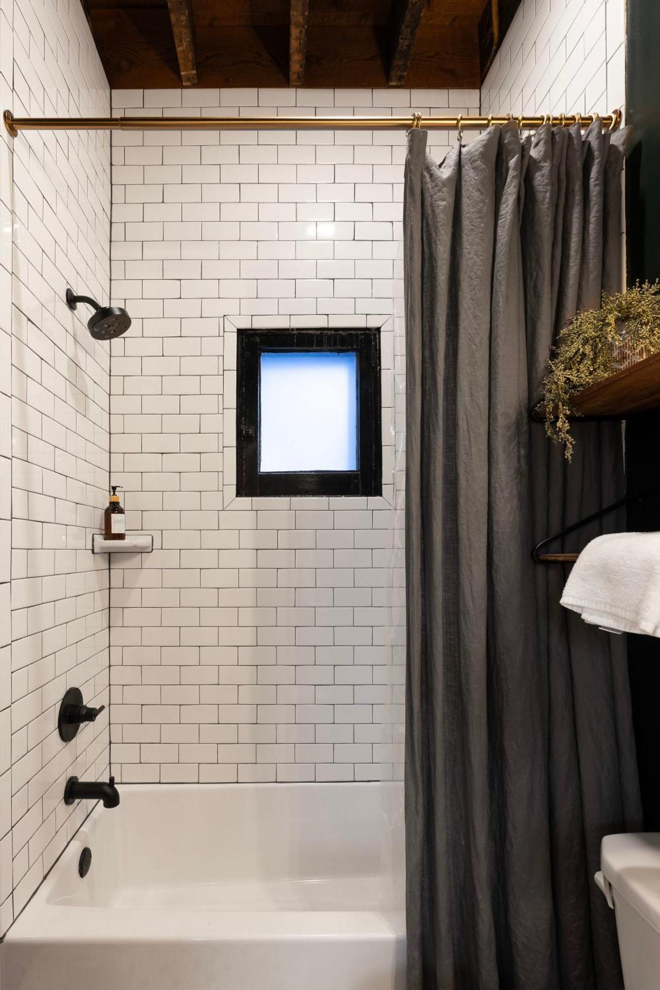 The Corner Brick House Βίλα Covington Εξωτερικό φωτογραφία